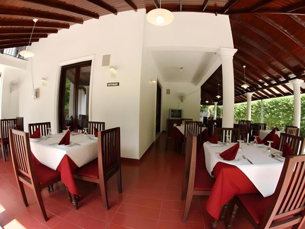 The Mgs Hotel Elpitiya  Kültér fotó