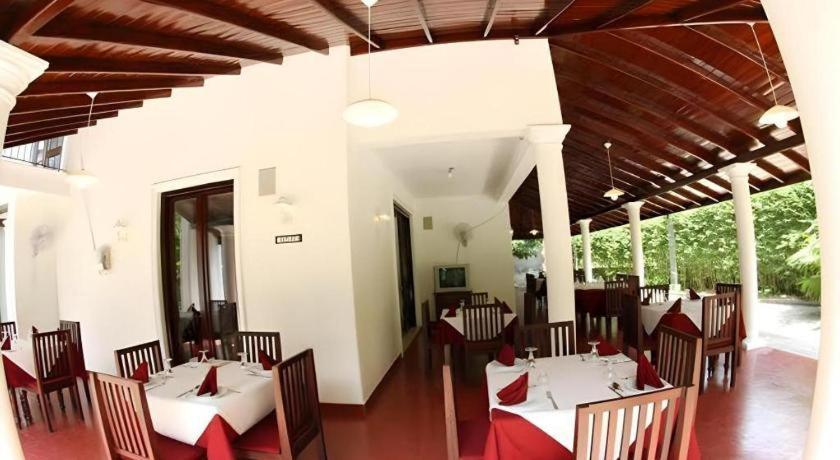 The Mgs Hotel Elpitiya  Kültér fotó