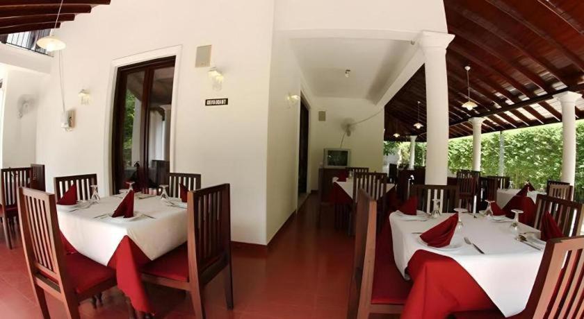 The Mgs Hotel Elpitiya  Kültér fotó