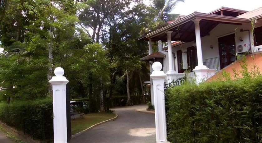 The Mgs Hotel Elpitiya  Kültér fotó