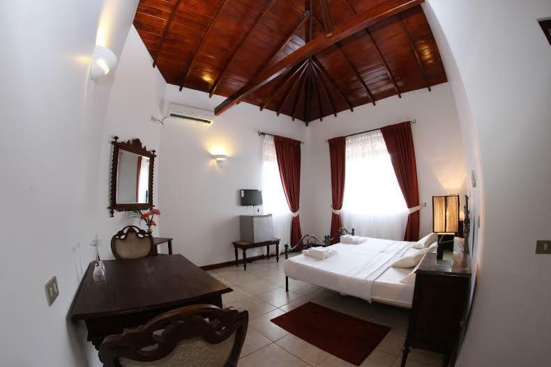 The Mgs Hotel Elpitiya  Kültér fotó